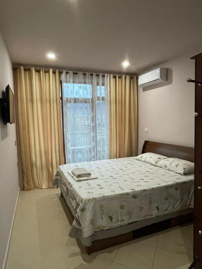 Vila Vadeha โปกราเดซ ภายนอก รูปภาพ